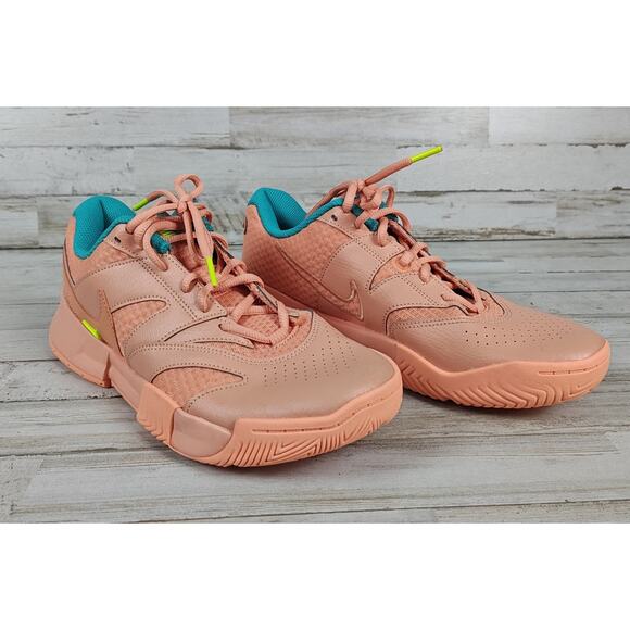 Women's NIKE Court Lite 4 Hard Court Tennis Shoes Apricot Agate Sz 9.5 - Picture 2 of 9